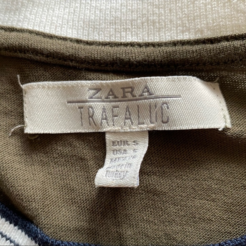 Zara t-shirt with printed designs - Picture 3 of 3